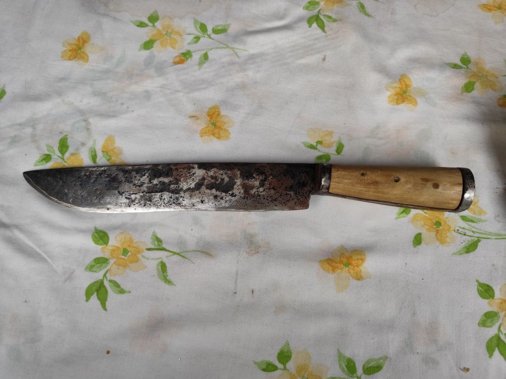 Буйновски нож стар