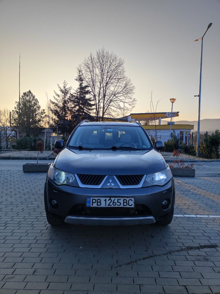 Mitsubishi Outlander 2.0 140hp 240000км Navi