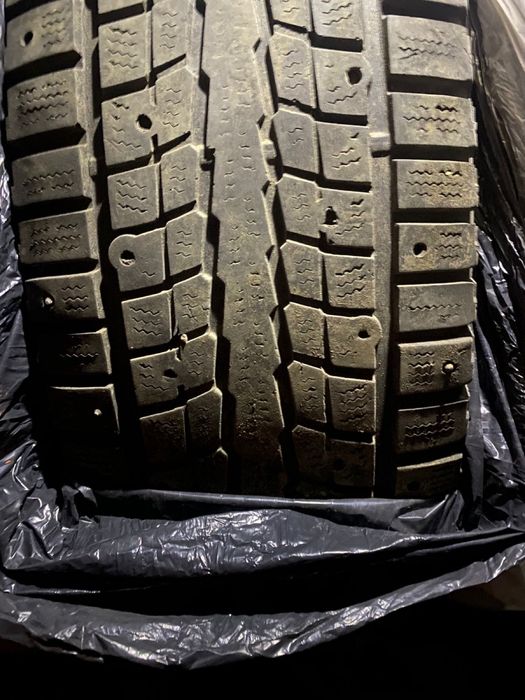 Продам  зимнюю резину