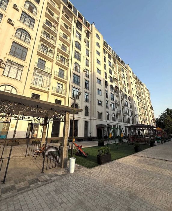 ЖК "Барокко" - Гидрометцентр, 110 кв.м. коробка