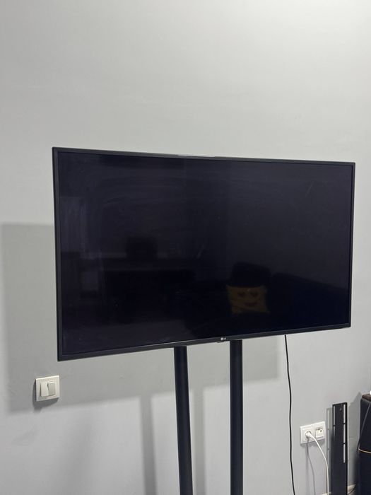 Телевизор LG  49UN71006LB
