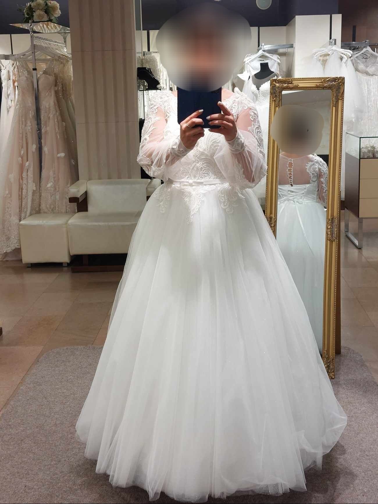 Сватбена (Булчинска) рокля