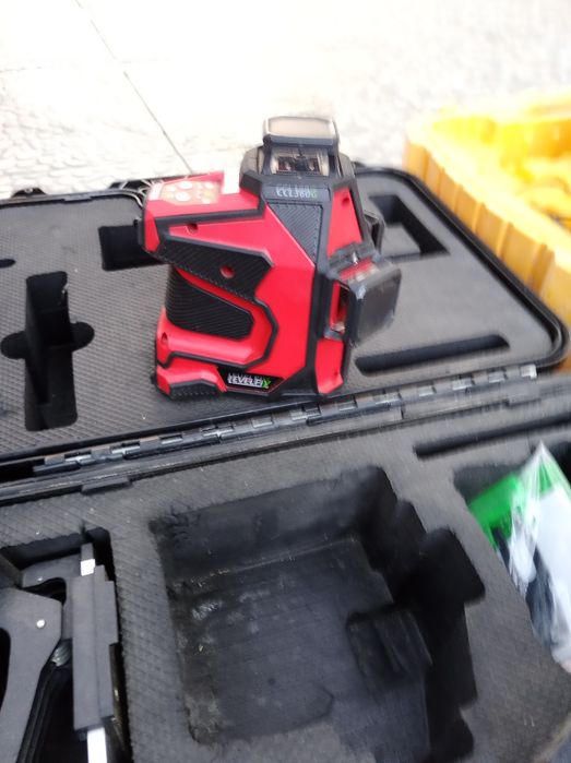 Lasere Nivele diferite modele