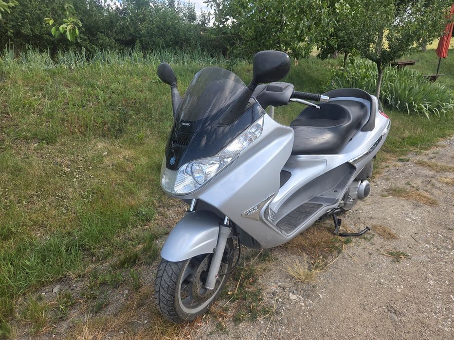 Vând scuter Piaggio