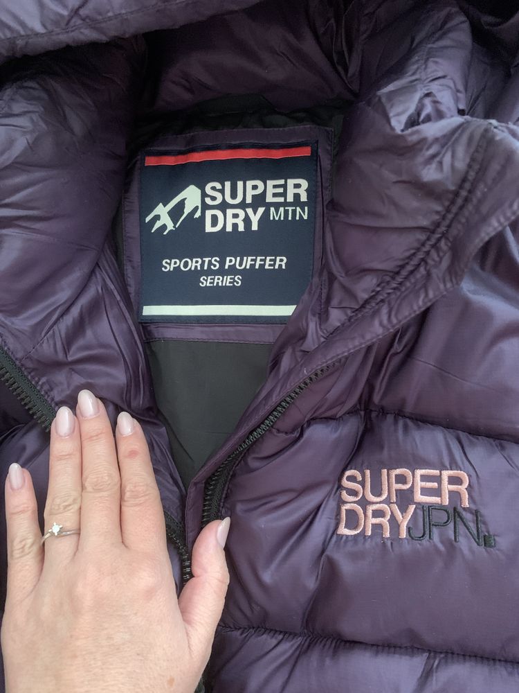 Зимно дамско яке Superdry S и L
