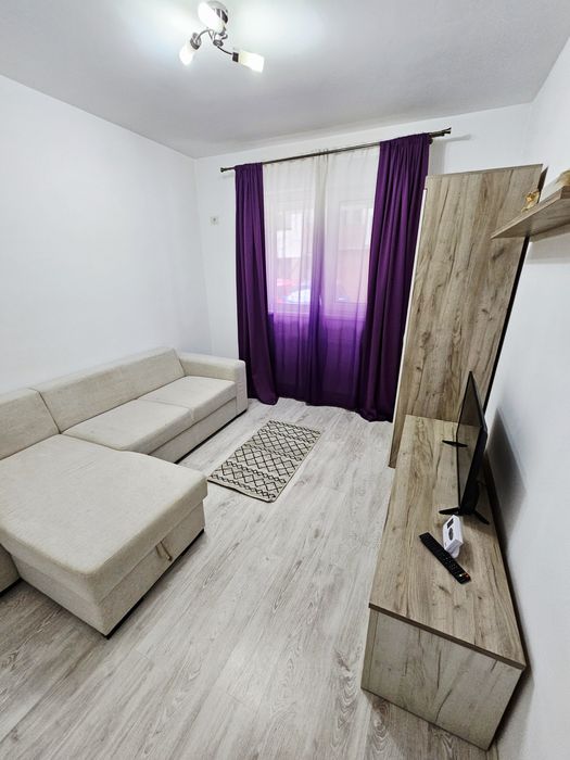 Garsoniera decomandata Militari Residence Tineretului