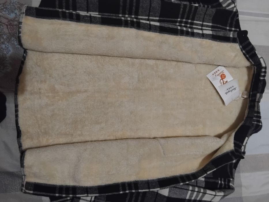 Рубашка и безрукавка женские