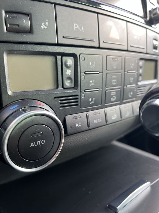 Volkswagen touareg 3.0 tdi Casa , impecabil