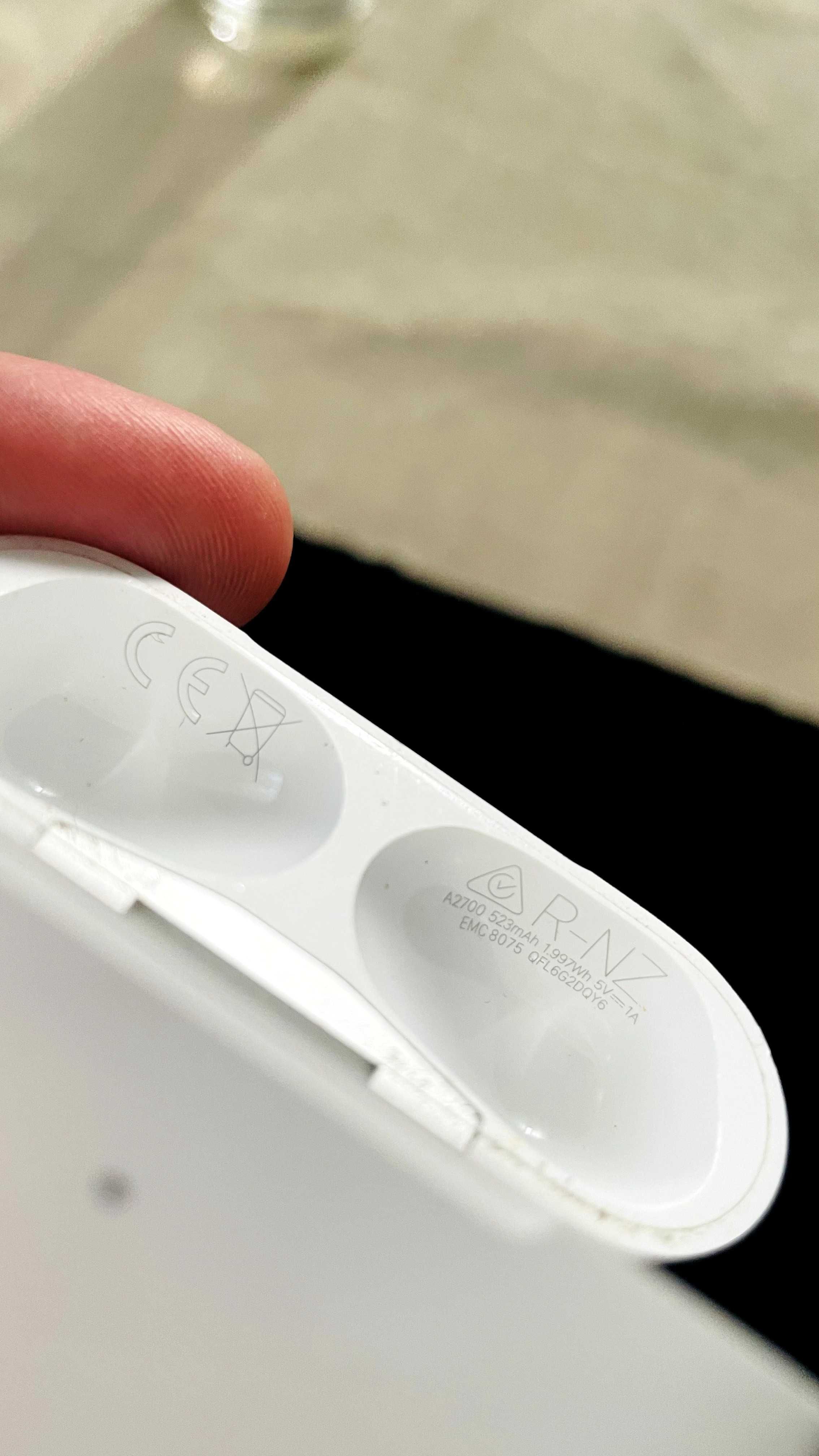 Apple AirPods Pro 2 2023 (USB-C) (Само Кейс)