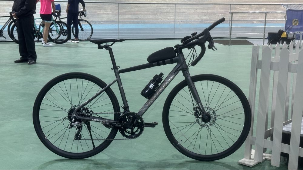 Продается Шоссейная велосипед Erec