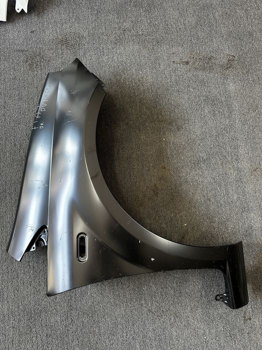 aripa fata dreapta fiat grande punto 2005-2012 neagra noua