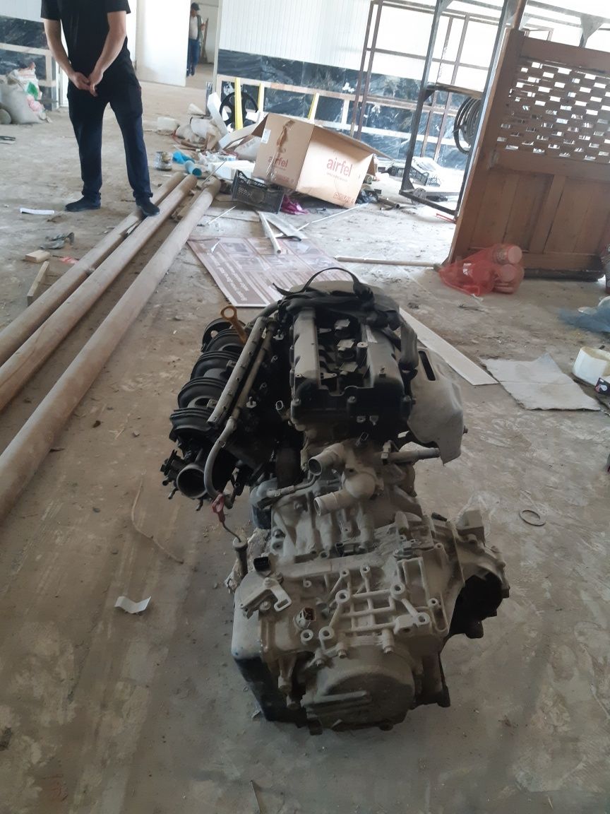 Hundai sanata mator bilan fara xammasi ishlaydi
