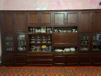 Продается старый сервант