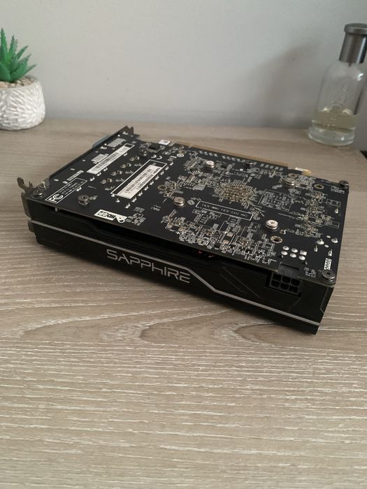 Placă video Sapphire RX 570 4GB