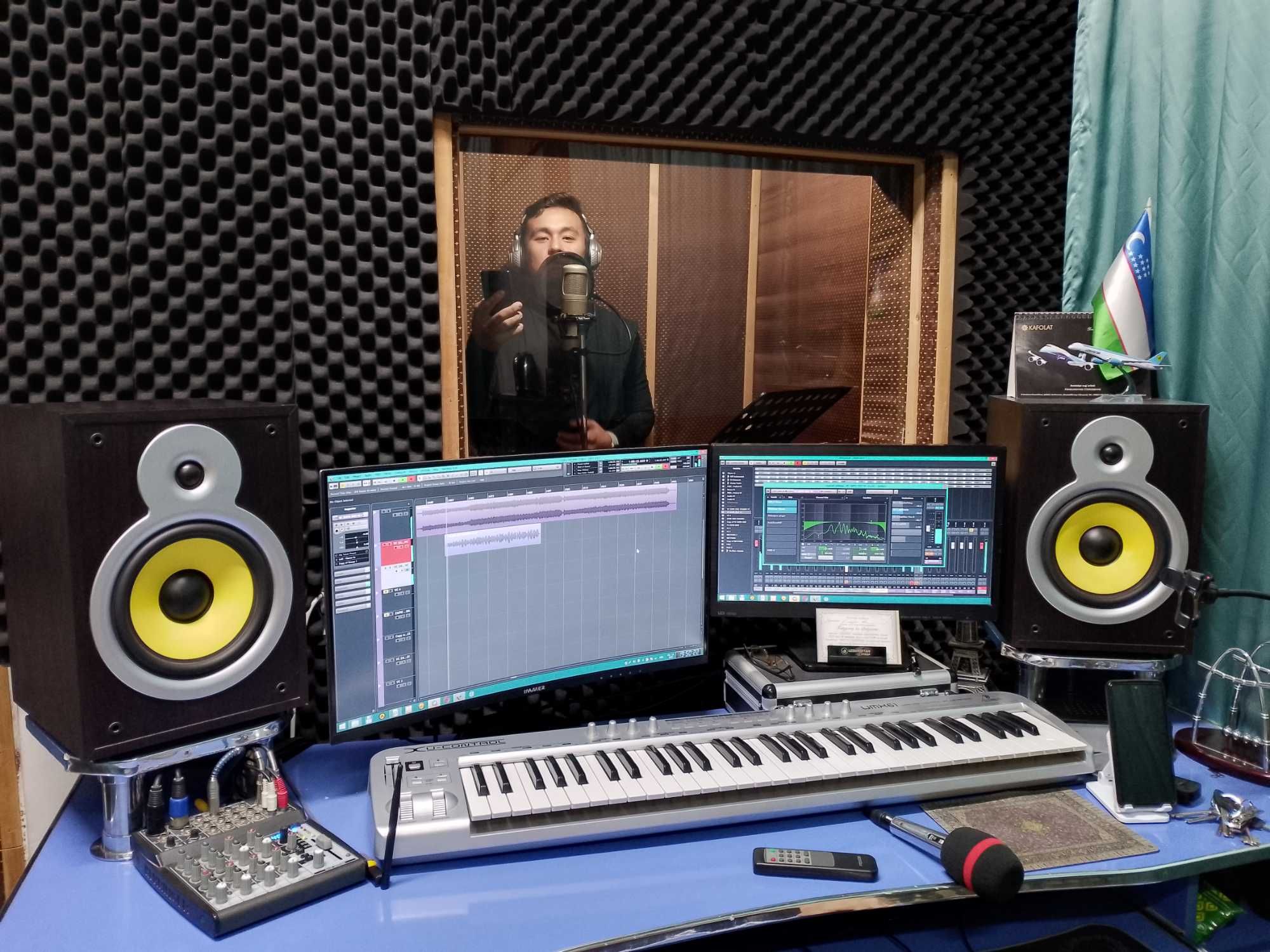 Studio ovoz yozamiz