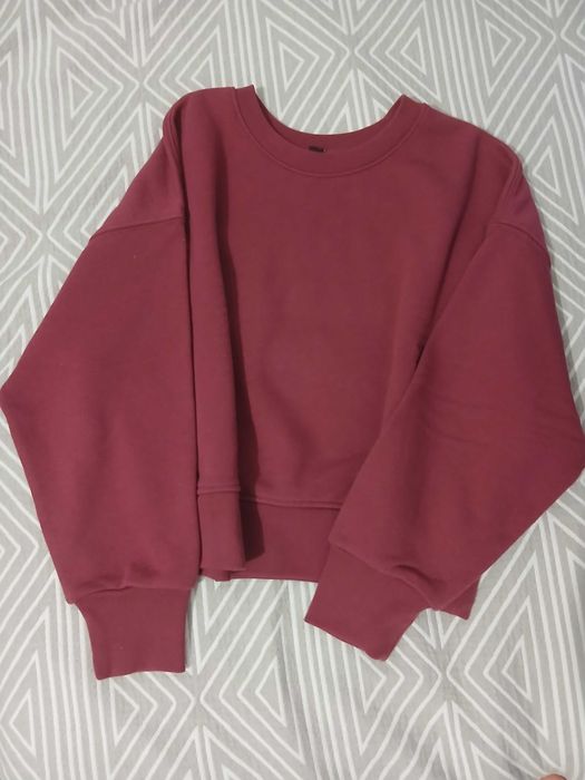Свитшот / кофта Uniqlo