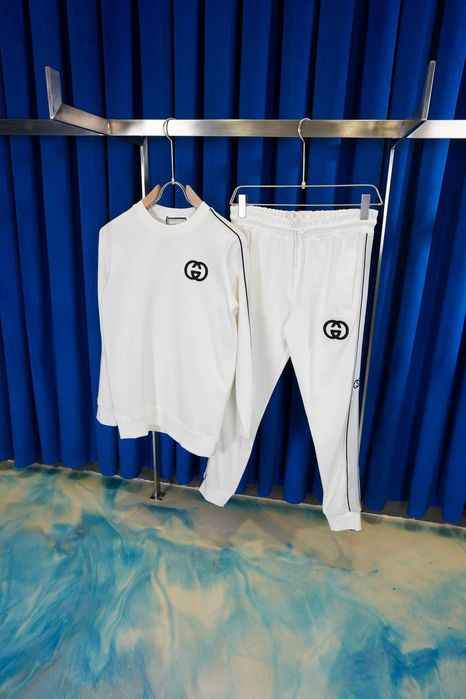 Мъжки екипи различни модели