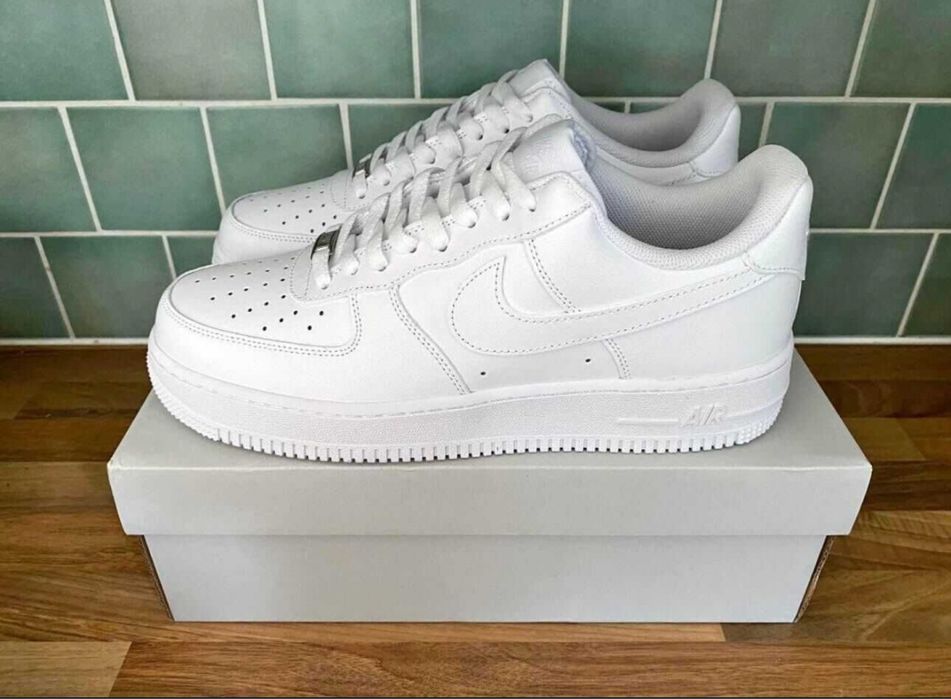airforce 1 black white