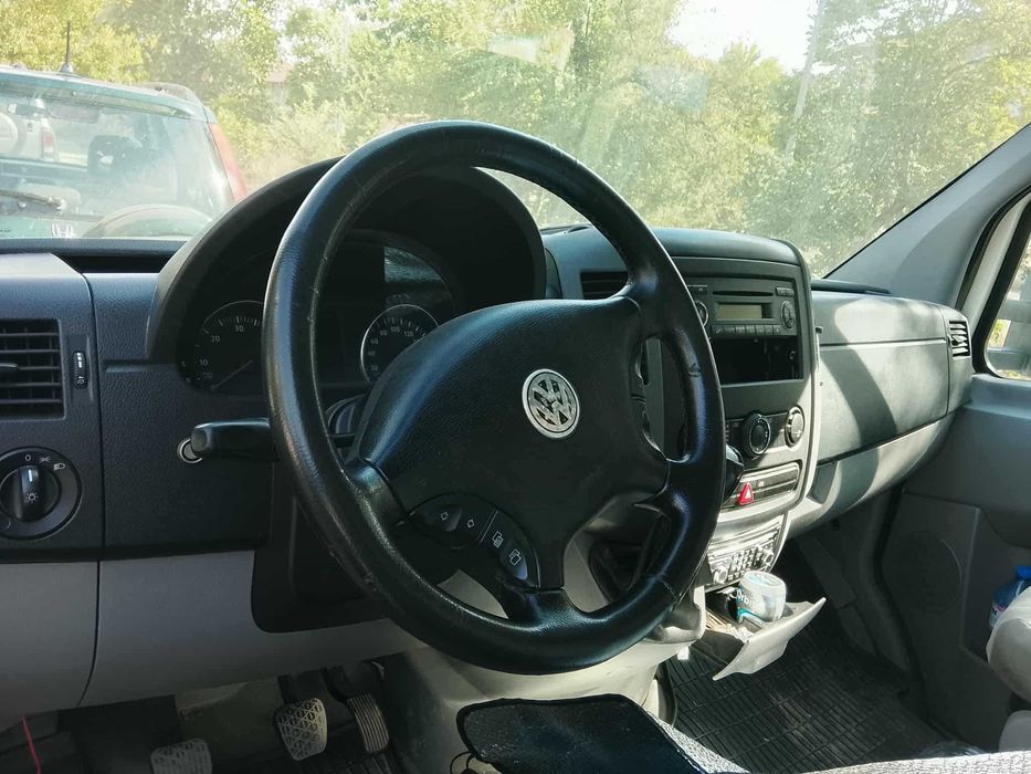 Продава се товарен бус Vw Crafter