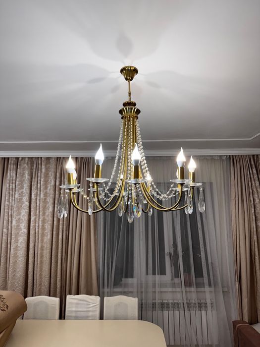 Люстры десятирожковые