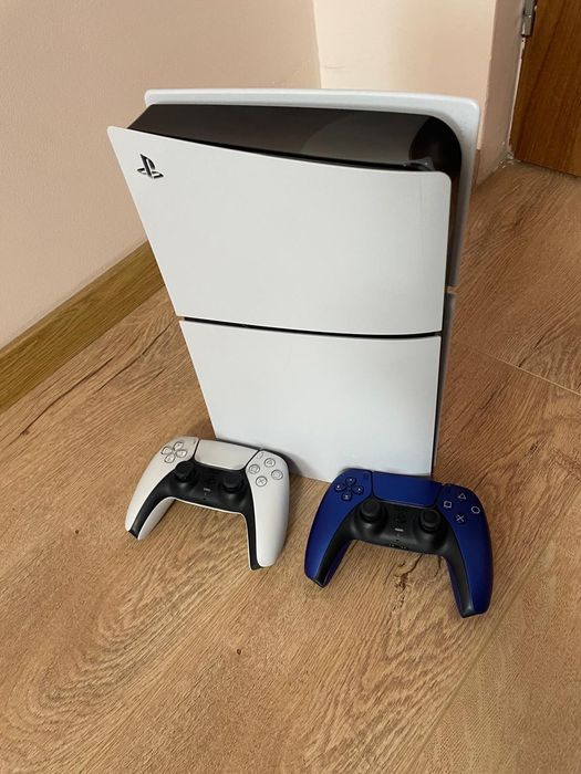 Playstation 5 slim 1TB Digital, garanție 1 an, 2 controlere, statie