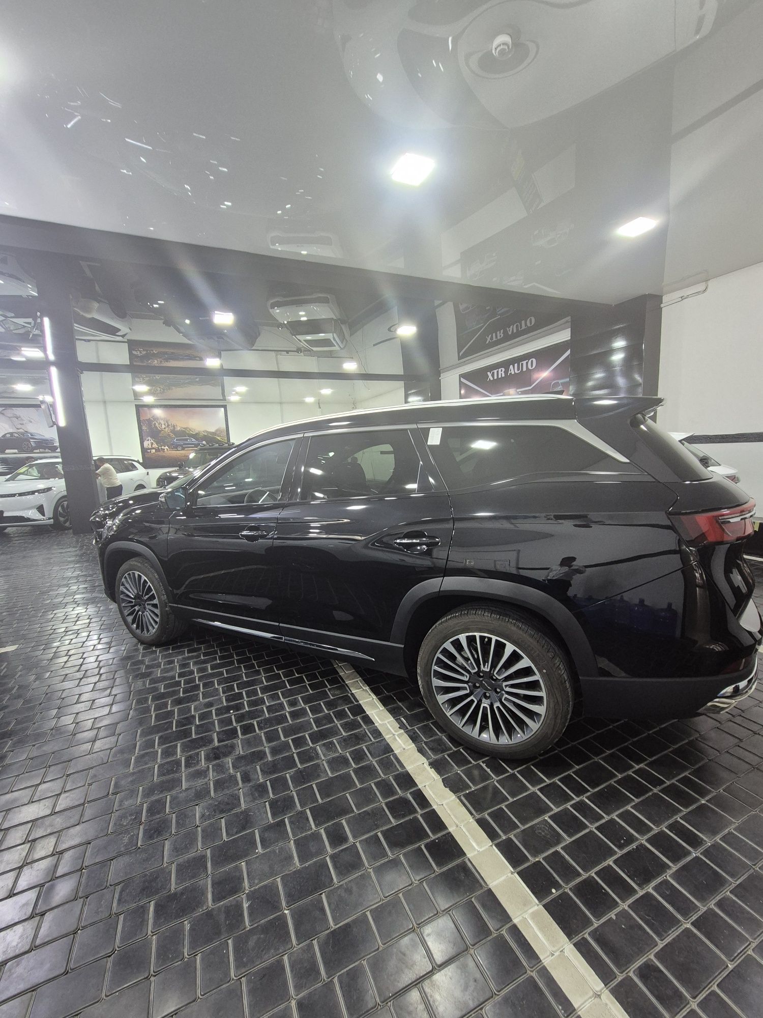Jetour x 90 plus