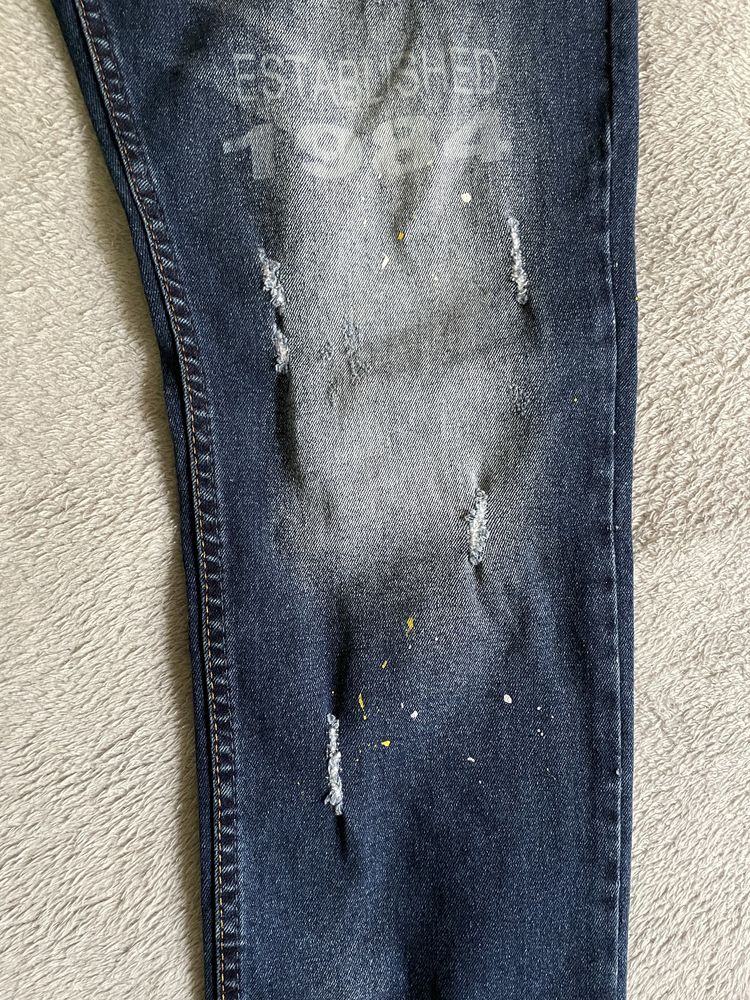 Dsquared2 ripped jeans