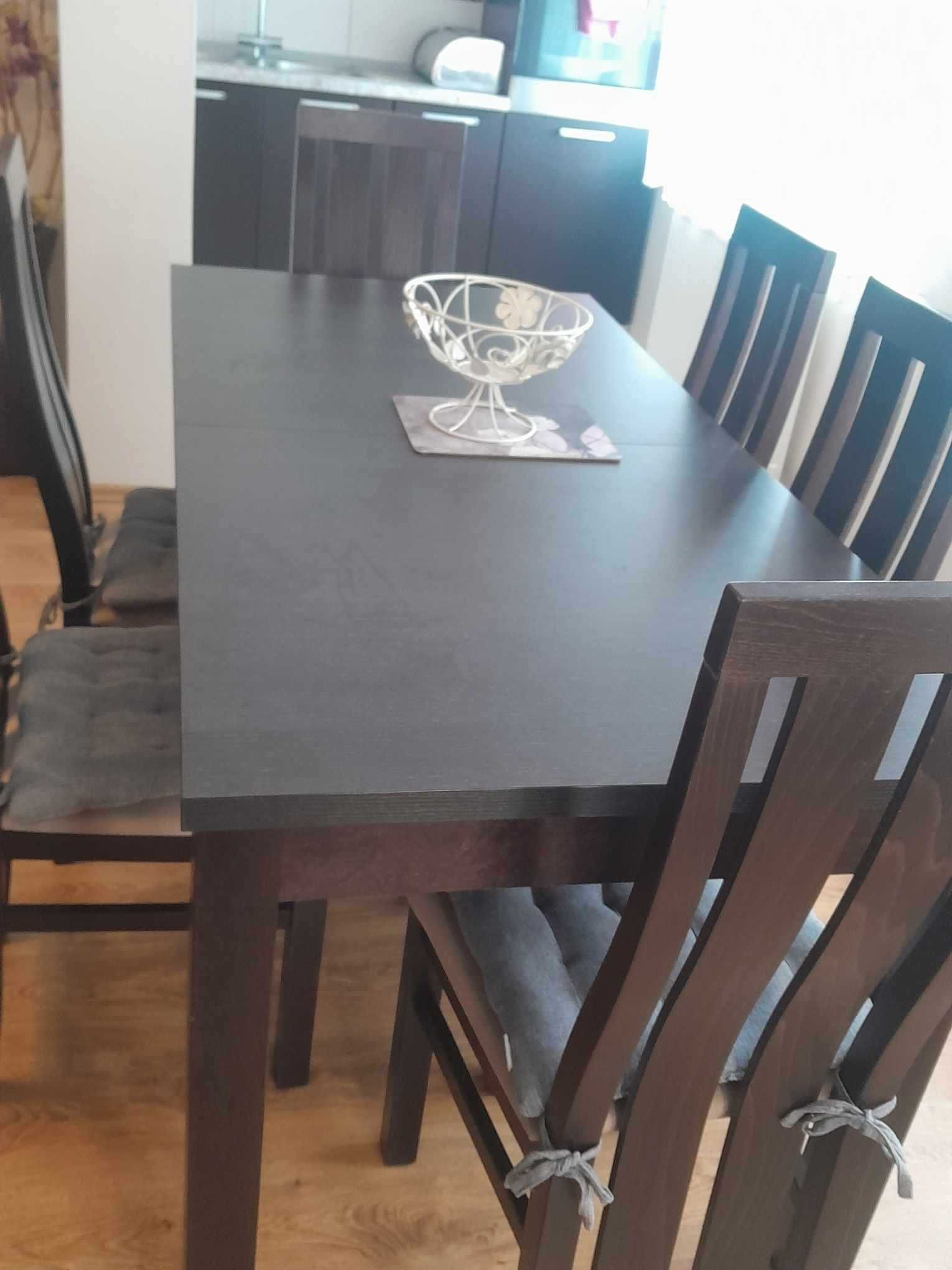 Masa de bucătărie cu scaune