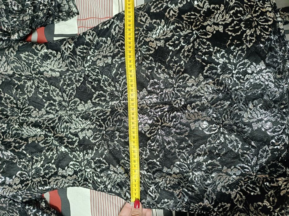 Продавам дамска рокля