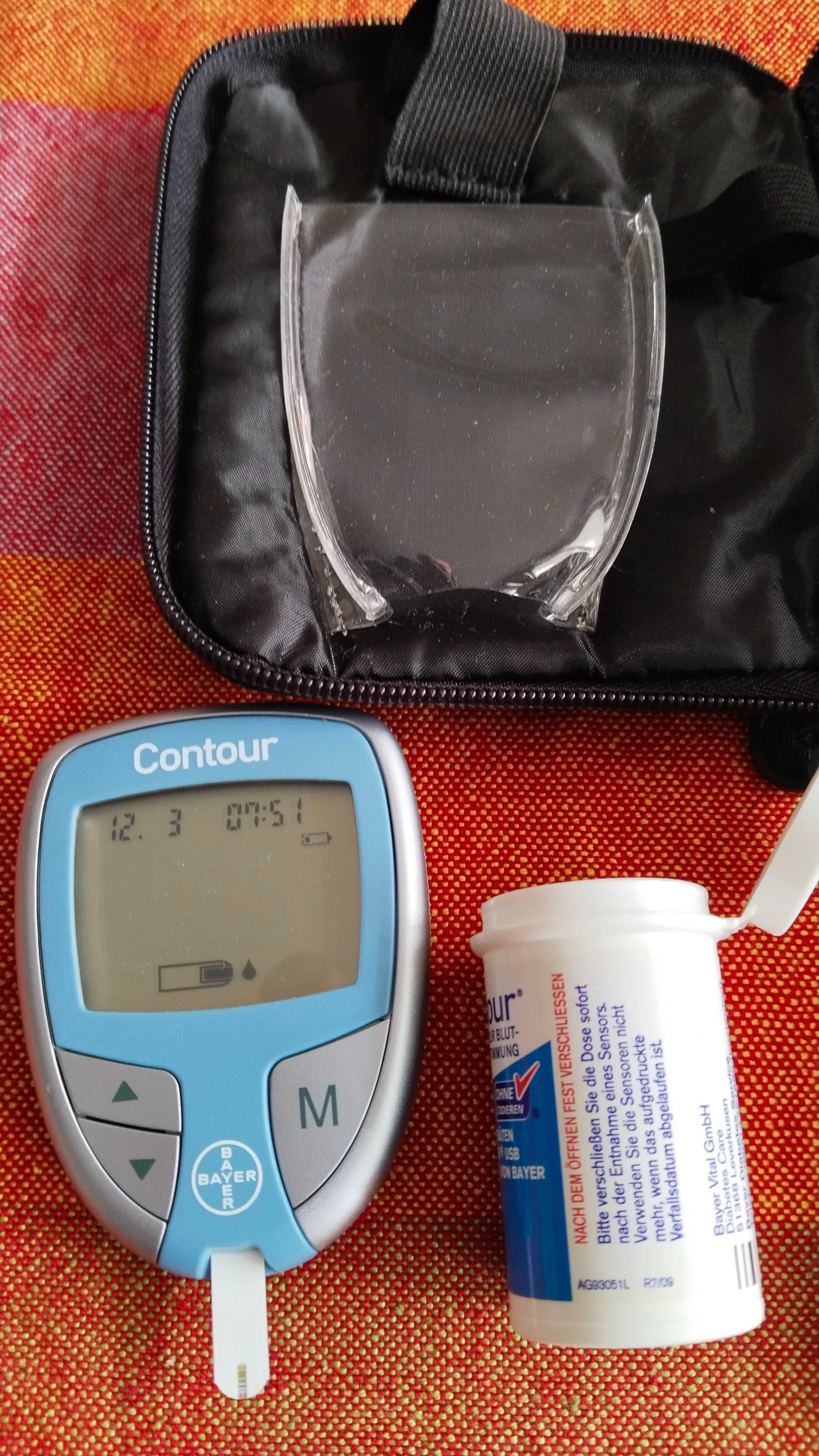 глюкомер за кръвна захар Contour и апарат за кръвно Класически