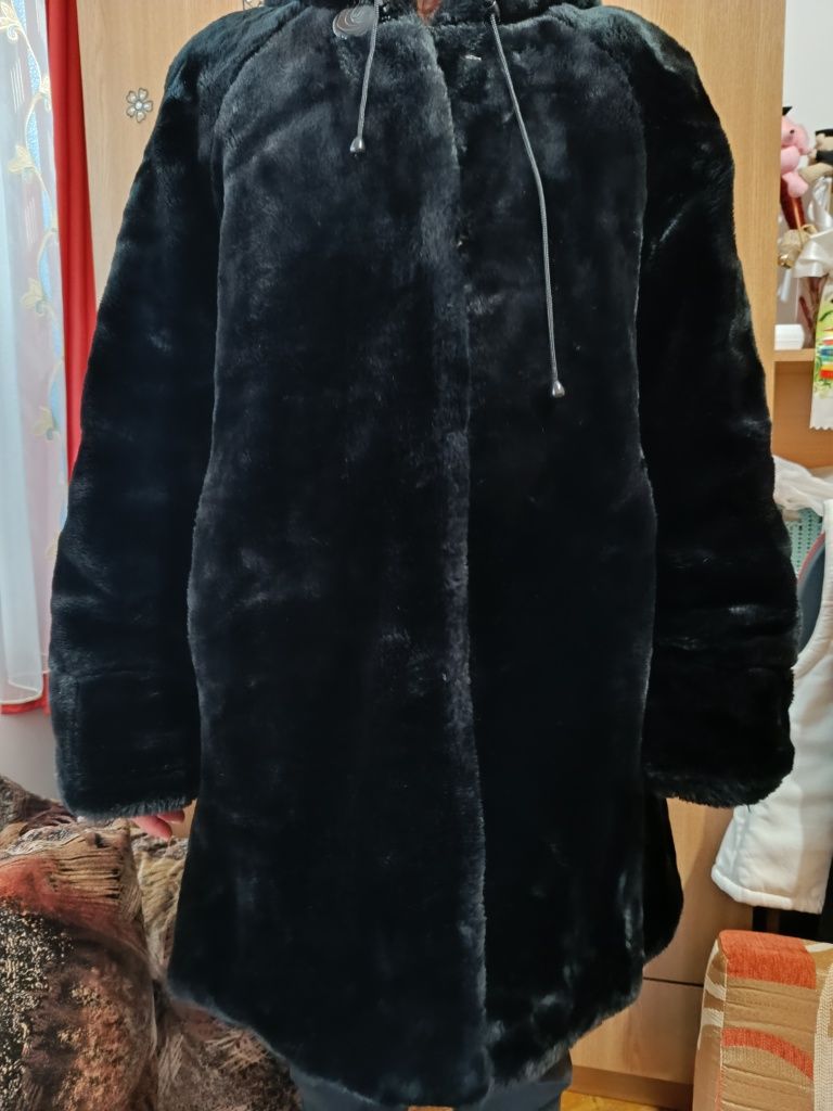 Blana artificiala neagra