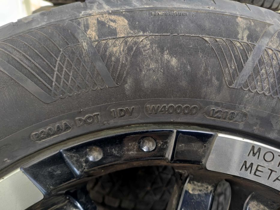 Jante Aliaj + Anvelope Vara 255/60R18 SUV 4x4 cu ET30 9J 6x114.3