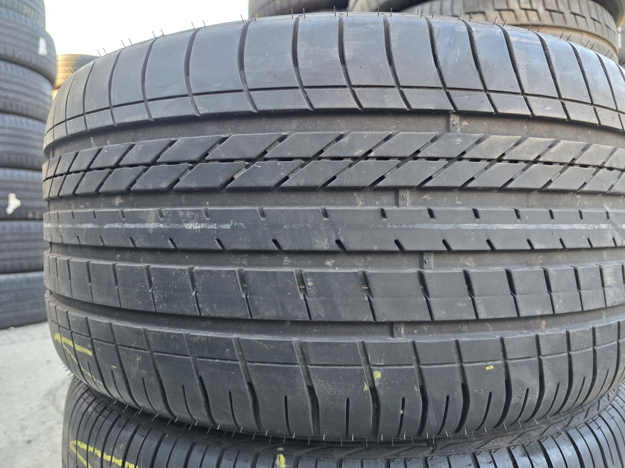 2бр Летни гуми 275 35 19 - Goodyear Runflat BMW