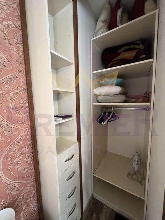 Дава се под наем Тристаен апартамент в Варна, Общината - 100 кв.м за 867 € - Снимка #10