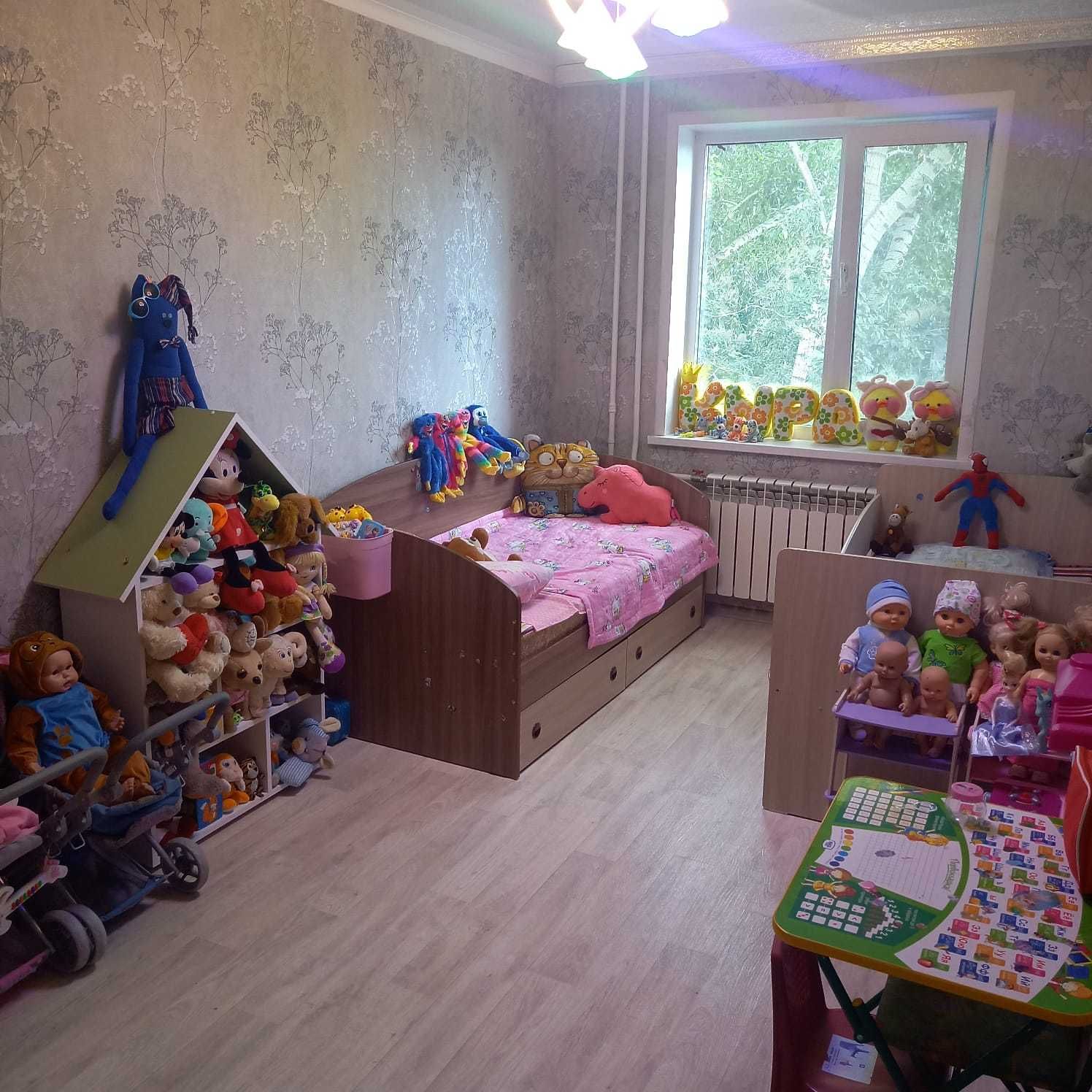 Продам 3 комн.квартиру на 1 микрорайоне