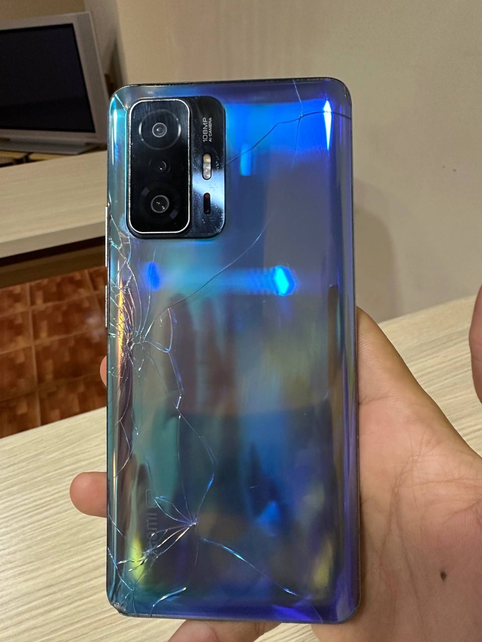 Xiaomi 11T 5G.  Ekran toza, batareya almashmagan. Karobka yoʻq