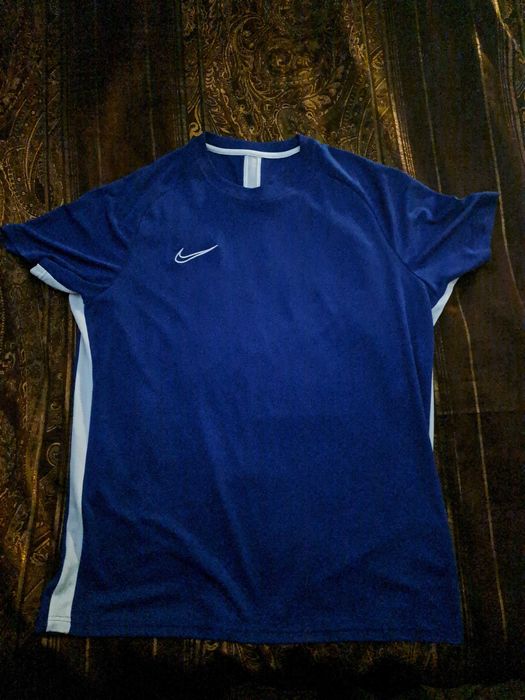 Nike, Puma-оригинални тениски с къс ръкав