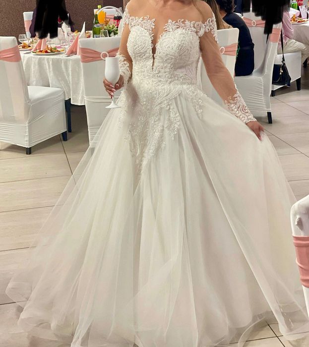 Văd rochie de mireasă