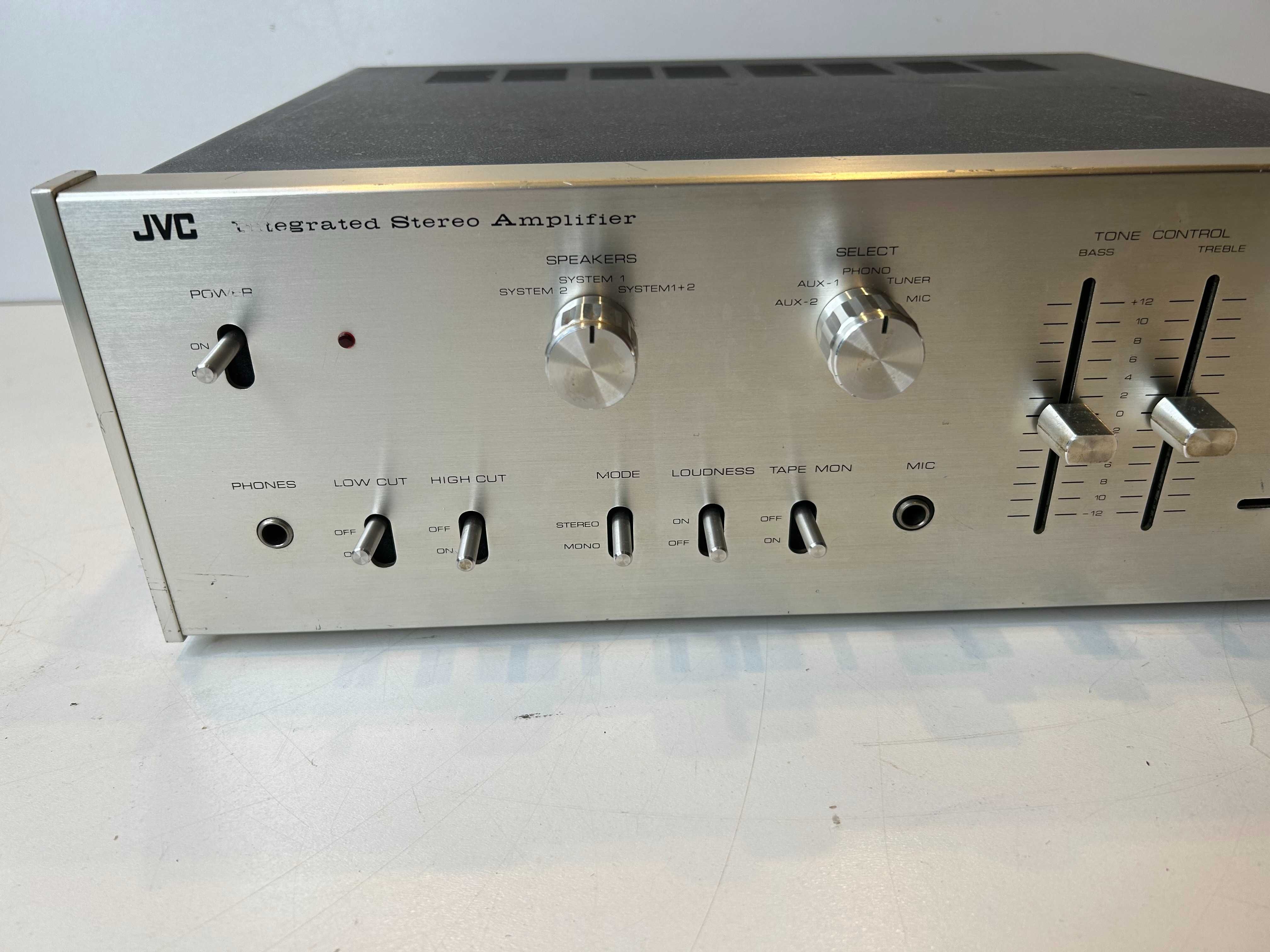 Vand amplificator JVC VN-300 Vintage