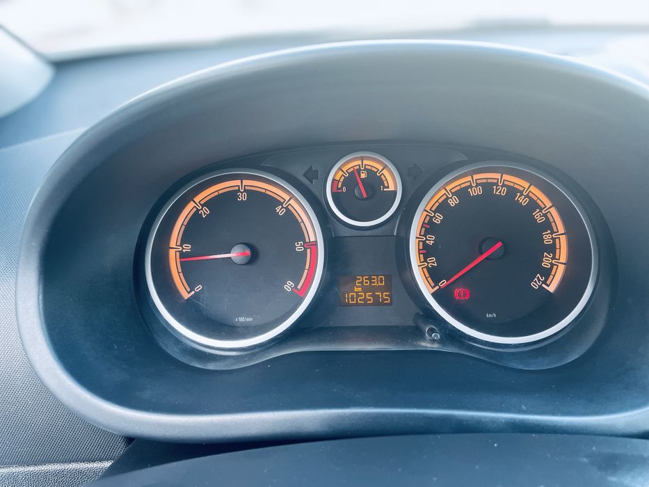 De vanzare opel corsa d motor 1.3 an 2008