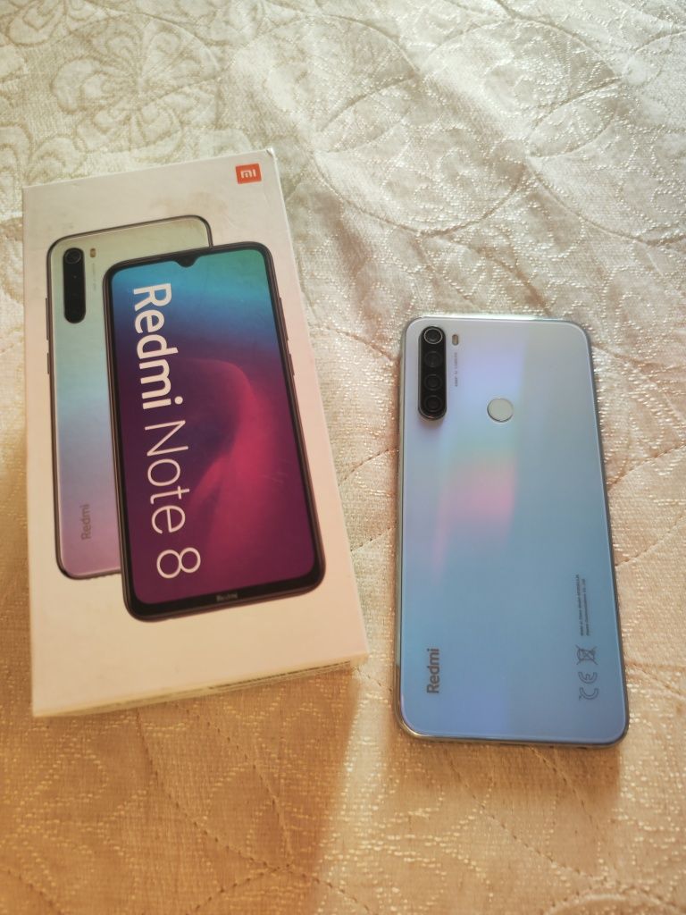 Продам смартфон Xiaomi redmi note 8