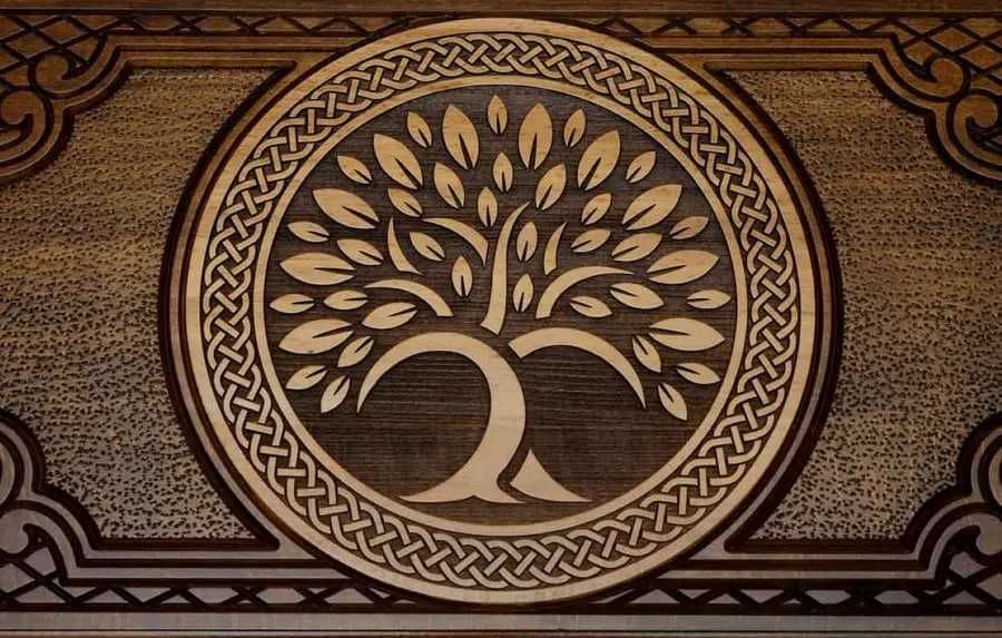 Нарды резные "Дерево Жизни" из массива бука (Армения)