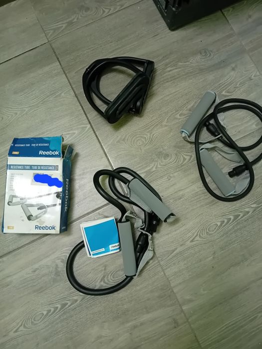Vând extensor Power tube heavy Reebook - nou, cu eticheta, în cutie
