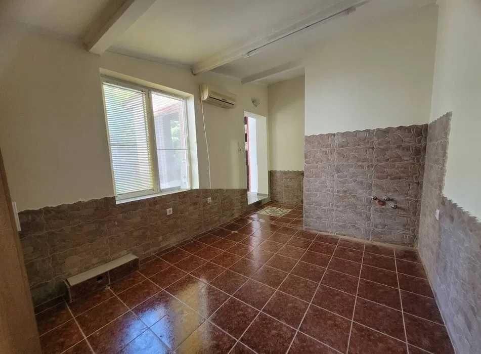 Продава се Етаж от къща в Пловдив, Център - 100 кв.м за 1900 €/кв.м - Снимка #9
