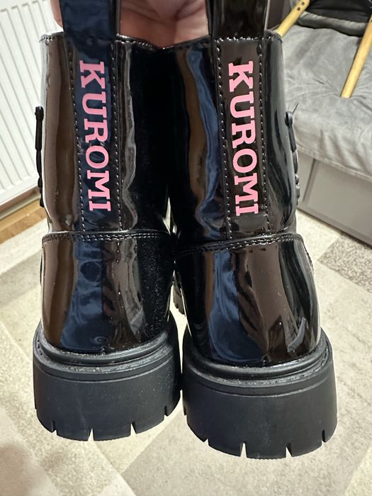 Ботуши  лачени 35 номер