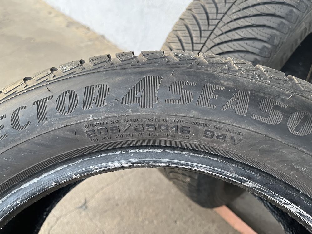 2 бр. всесезонни гуми 205/55/16 GoodYear 5,5 mm DOT 2918