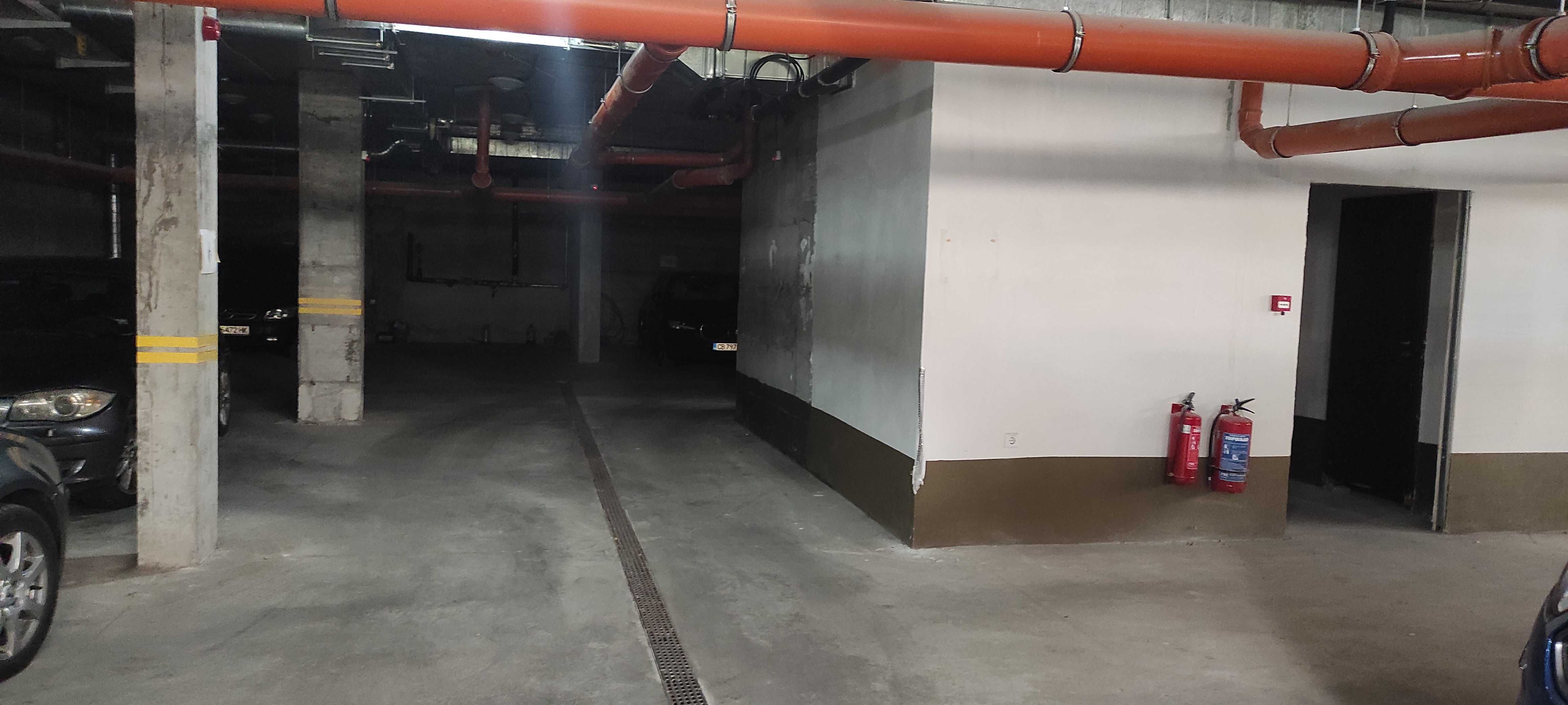 Паркомясто в подземен гараж