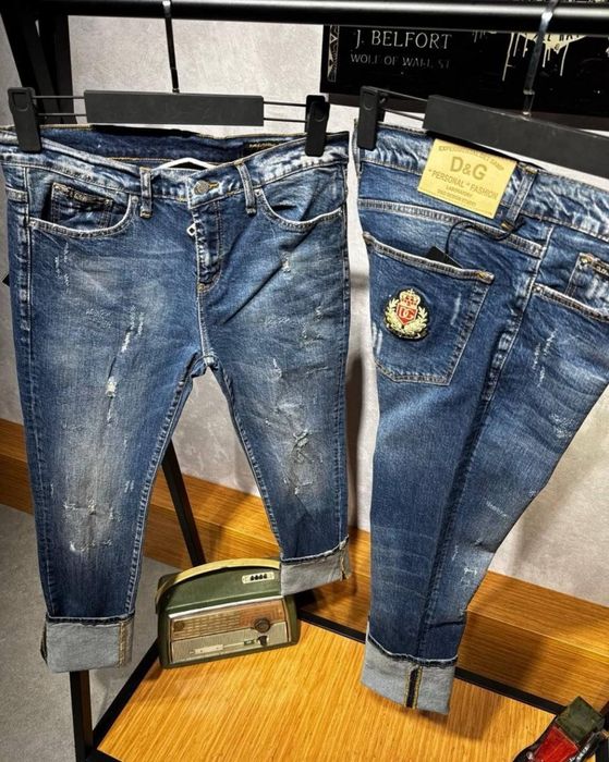 Blugi reducere 180 ron