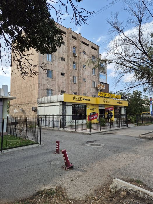 Продам 3комнатную возле Магнолия