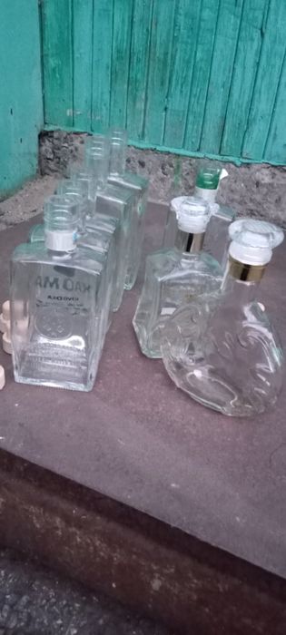 Стеклянная тара ,графины